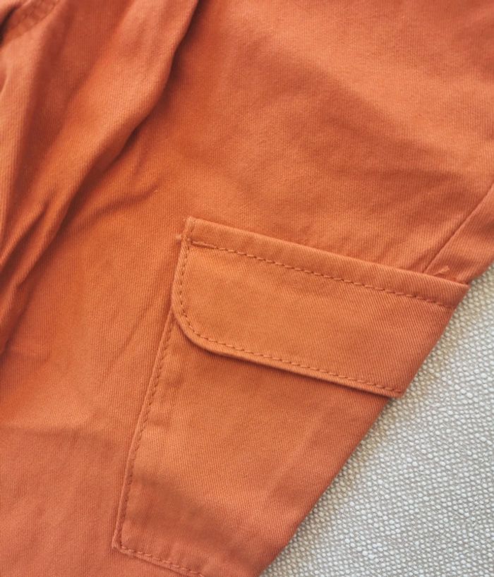 🌼Pantalon cargo rouille Vertbaudet 36 mois neuf étiquette coton Oeko-Tex - photo numéro 4