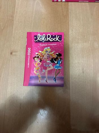 Livre 8-10 ans Lolirock, musique magique