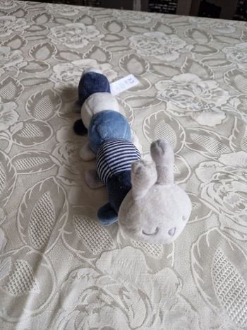 Peluche chenille Obaibi 