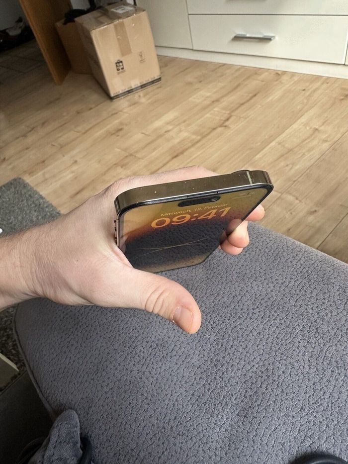 I P h o n e 15 pro Max - photo numéro 2