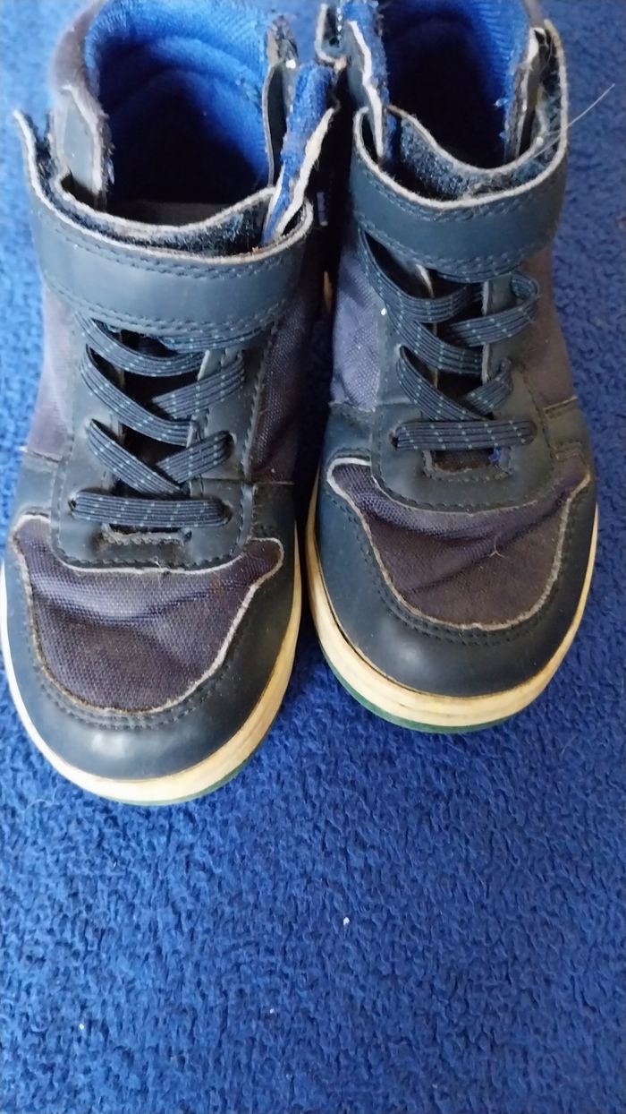 4 paires de chaussures garçon en 26 - photo numéro 5