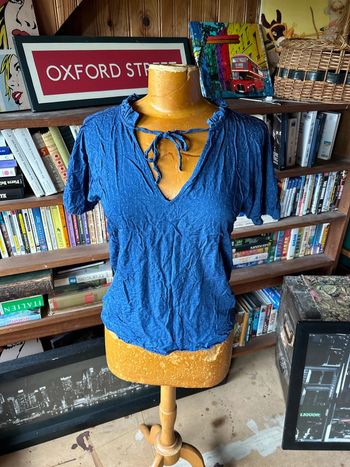 Top manches courtes bleue NafNaf noeuds