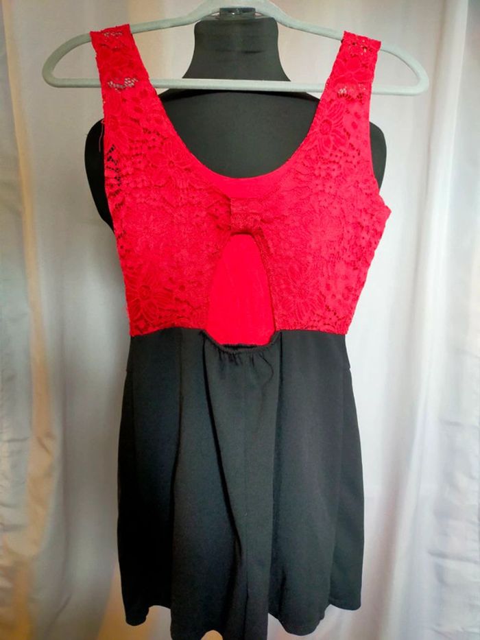 Robe bicolore dentelle rouge & jupe noire – T. 34 (petit) - photo numéro 6