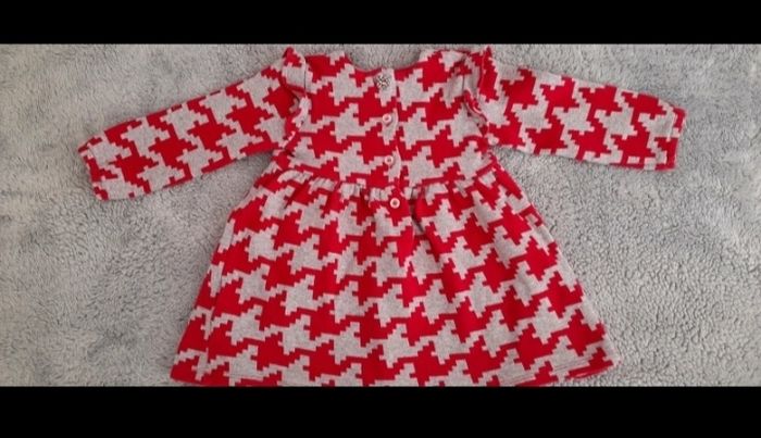 Jolie robe 👗 Chicco neuve - photo numéro 2