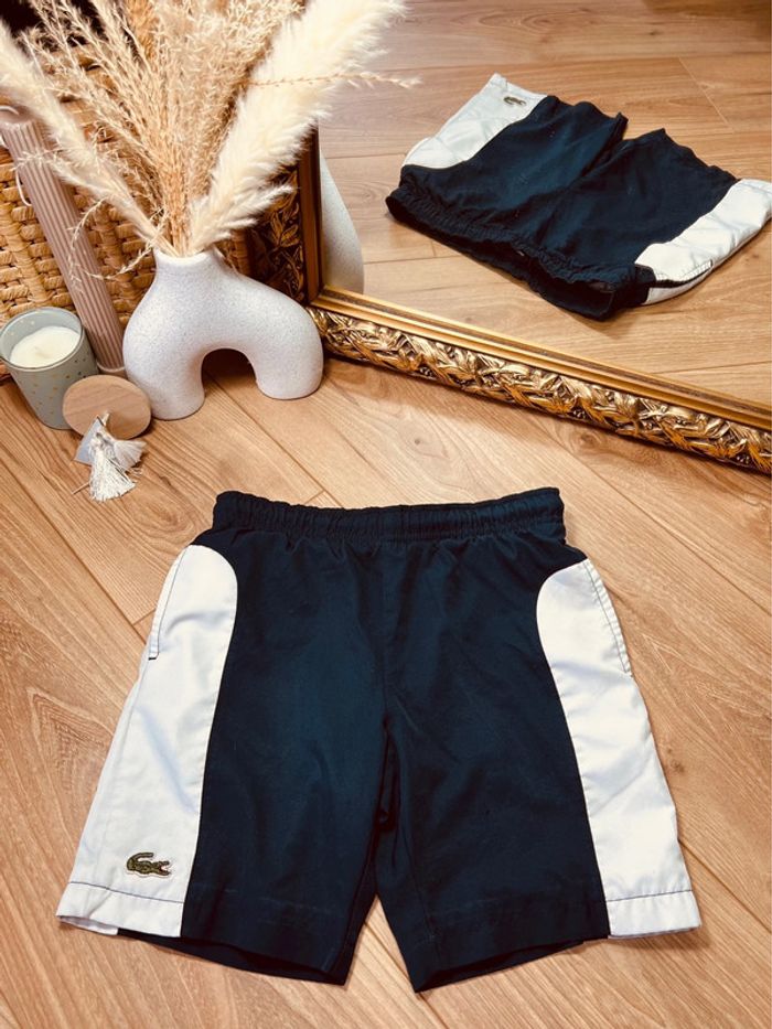 Taille 6 ans short garçon Lacoste bleu marine