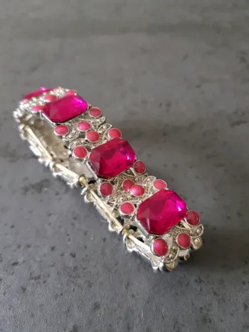 Bracelet rose fuschia