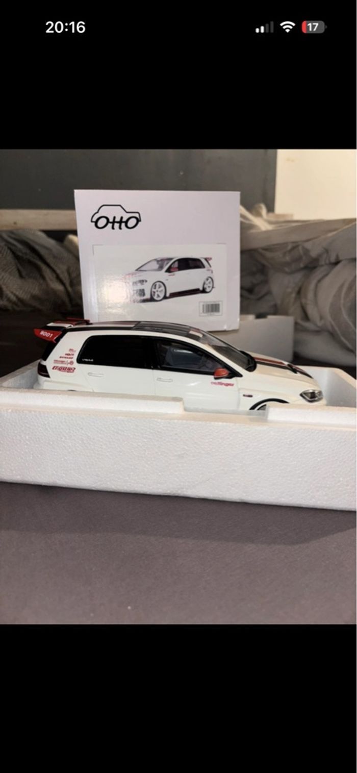 Voiture 1:18 - photo numéro 3