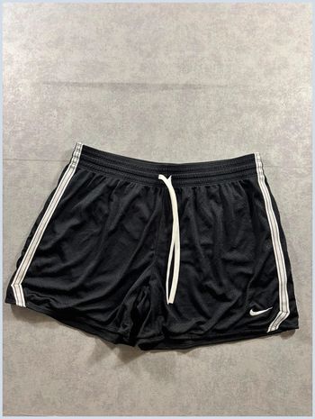 Short Nike Dri-Fit Noir logo brodé Blanc Taille L
