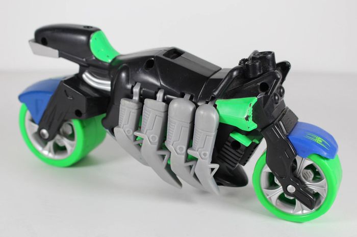 Hasbro 2005 Moto Type Spider-Man