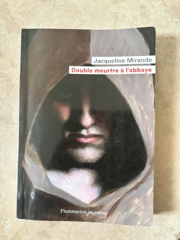 Livre Double meurtre à l’abbaye