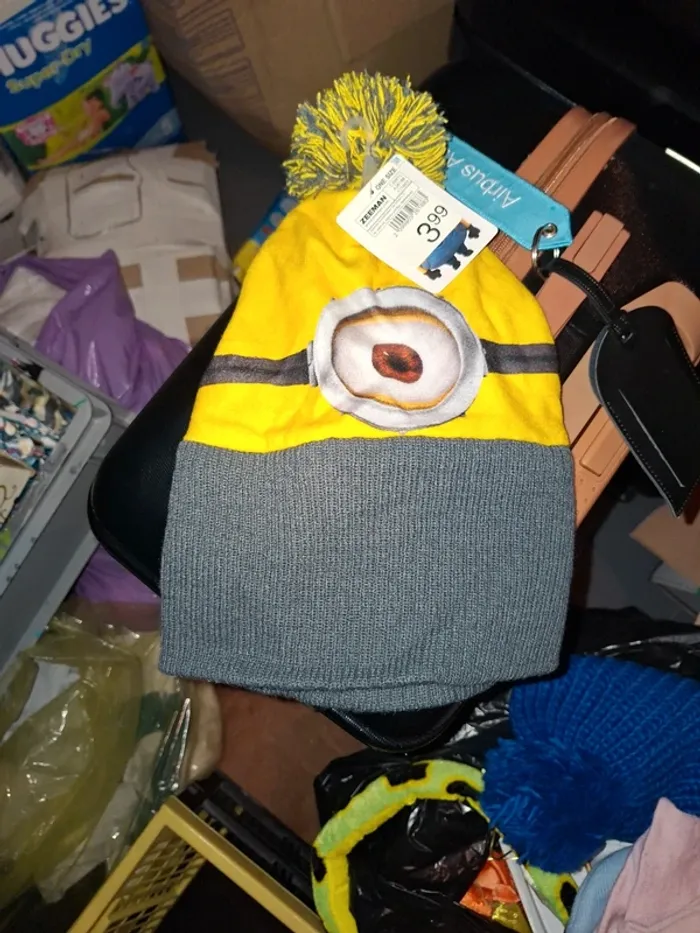 Bonnet minion neuf