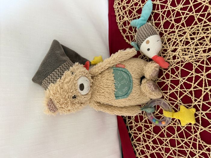 Peluche d'activité ours FEHN peluche d'éveil grelot POISSON - photo numéro 4