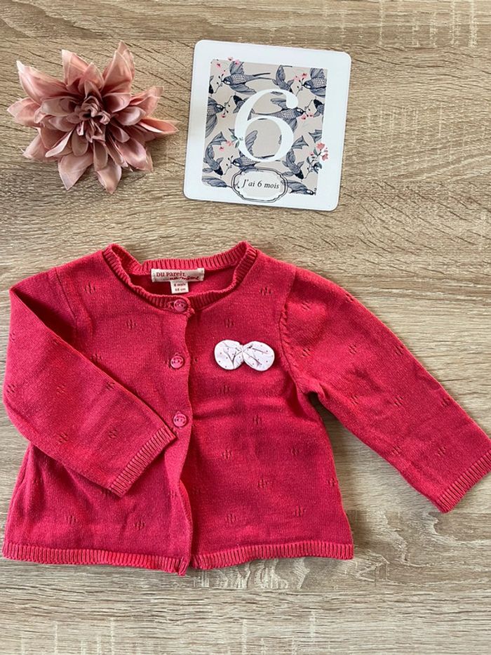 Joli gilet rose framboise DPAM 6 mois TBE