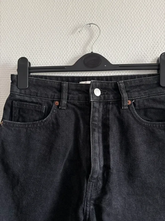 Short en jean noir - photo numéro 2