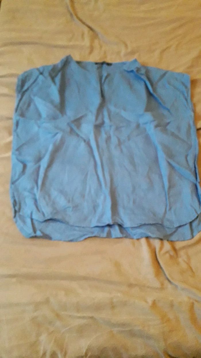 Blouse bleu couleur jean