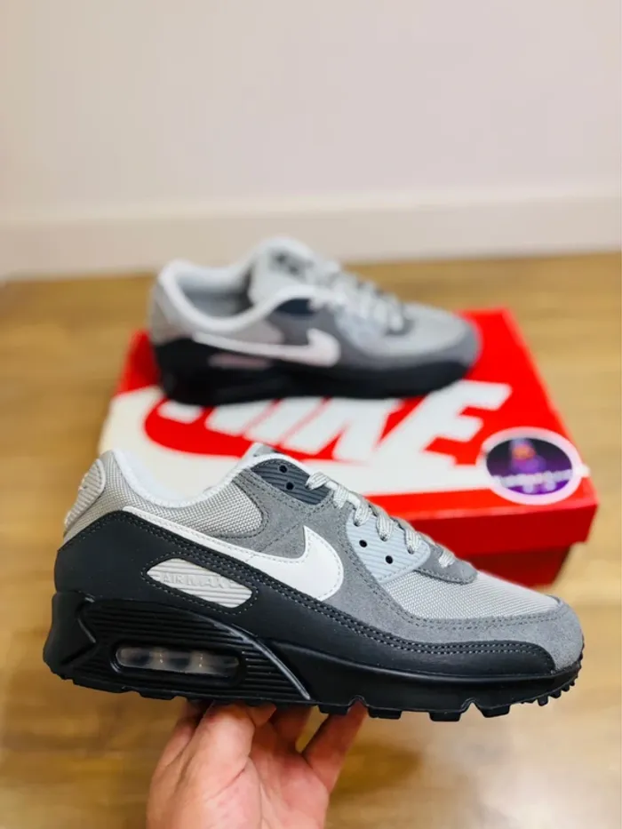 Nike Air Max 90 Réflective Anthracite black T40