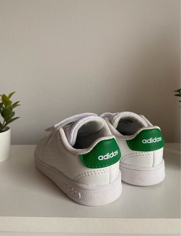 Baskets Adidas 22 - photo numéro 4