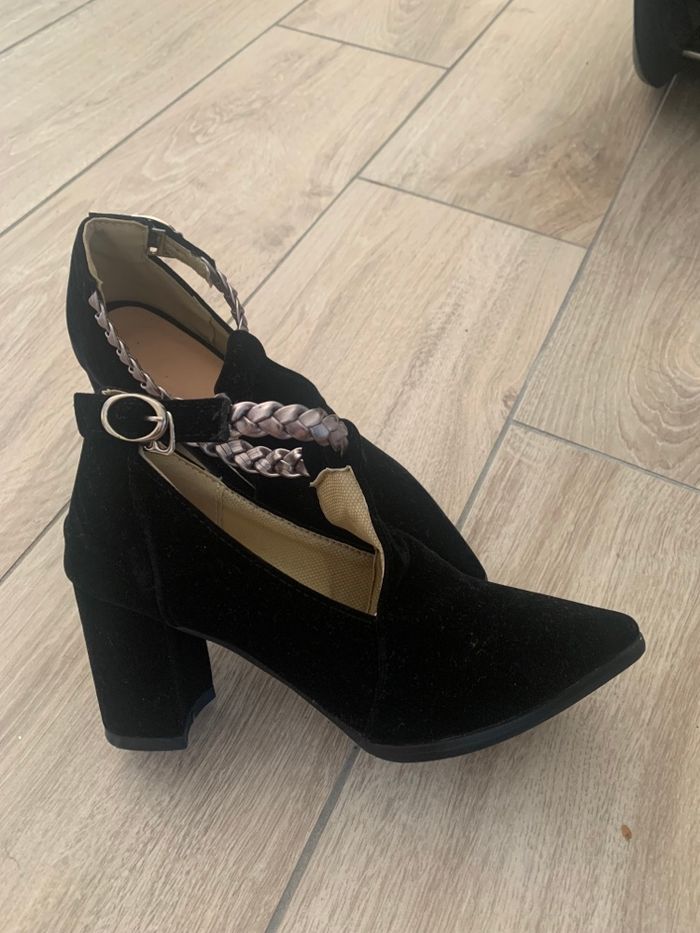 Chaussure talon 36 - photo numéro 3