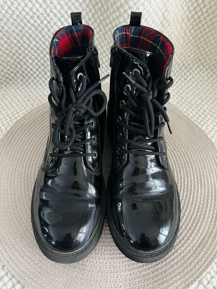 Bottines vernis noir zippées taille 39 La Halle - photo numéro 2