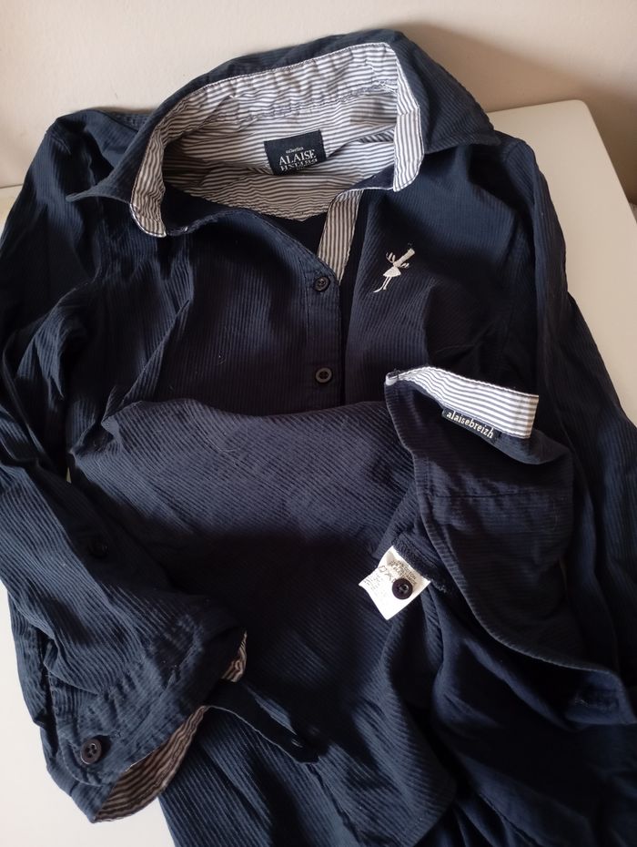 Chemise marine. Rayures .Manches longues . T34 XS. Cotin polyamide elasthane . Très bon état - photo numéro 7