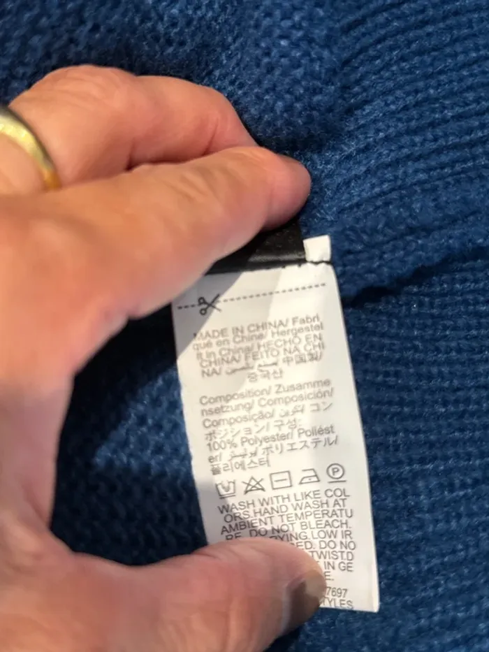 Très joli pull court sans manches femme - photo numéro 5