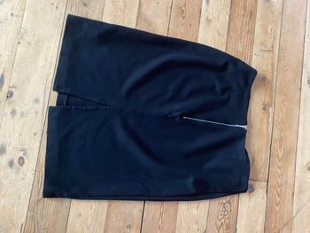 Jupe droite noire très confortable 38 Etam