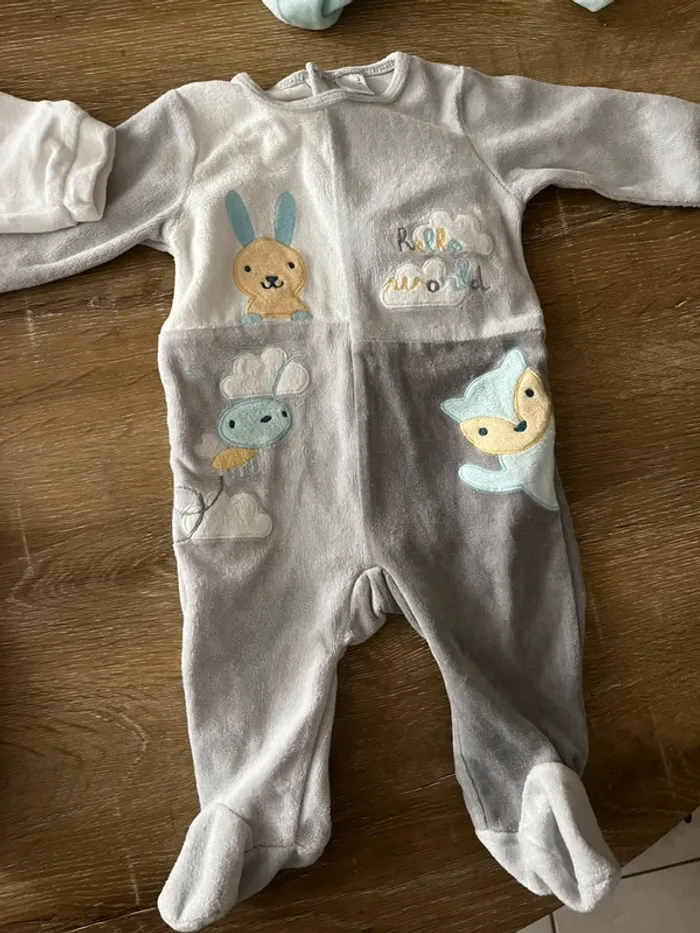 Lot pyjama dort bien - photo numéro 2