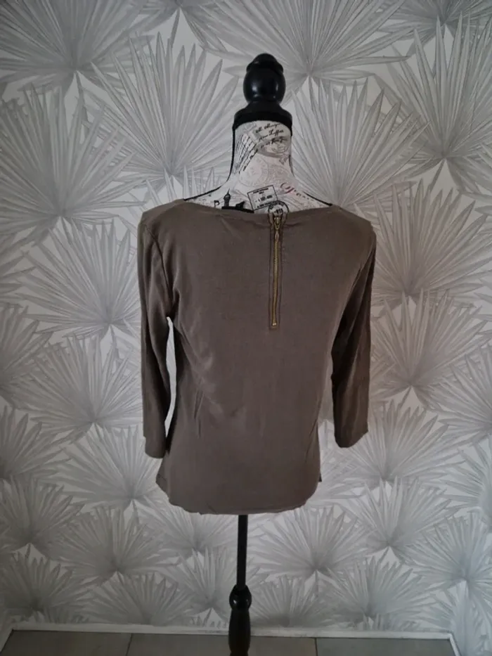 Joli haut Caroll taille 42 - photo numéro 2
