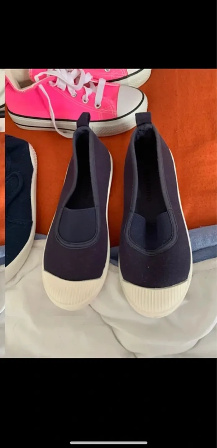 Lot 3 paires chaussures en tissu - photo numéro 2