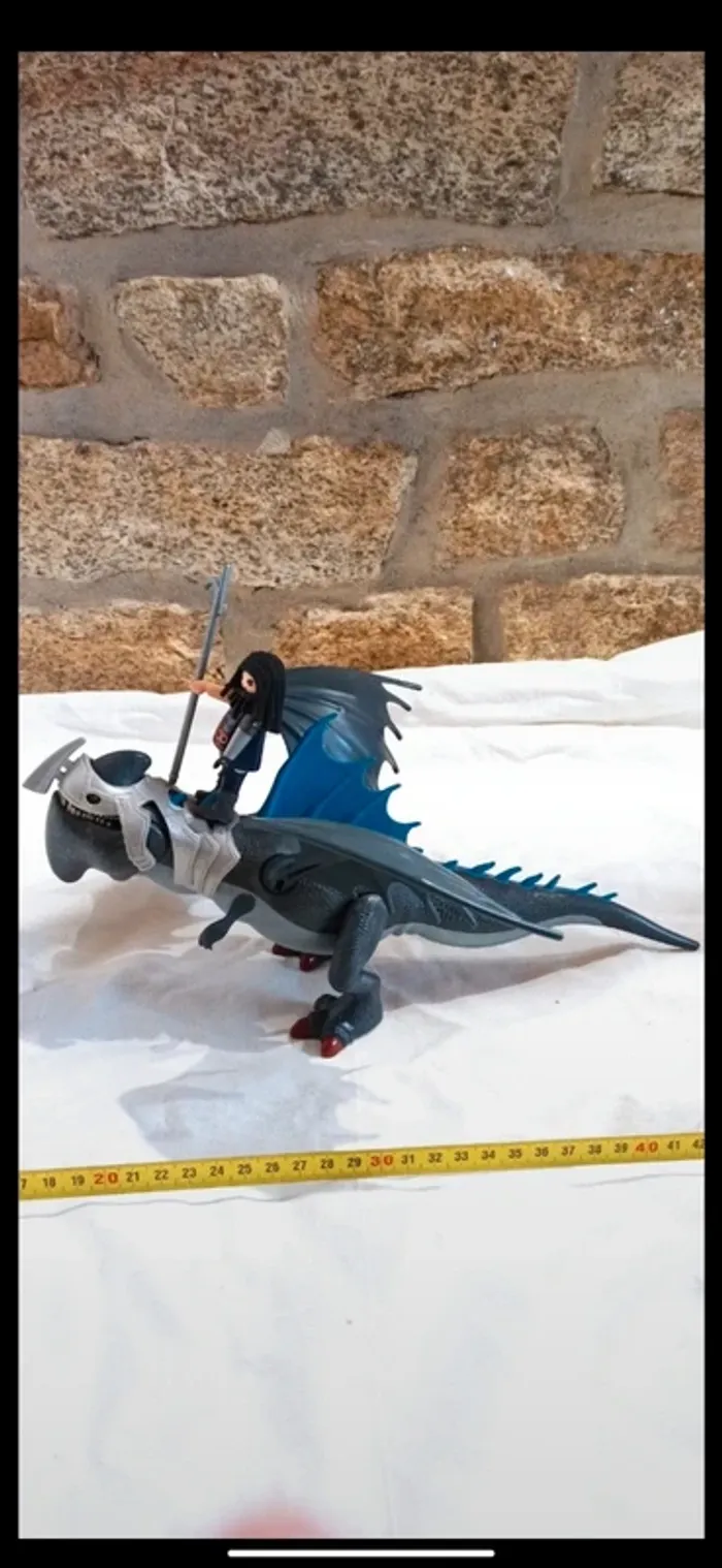 Dragon de combat avec armure sur la tête et homme viking playmobil - photo numéro 6