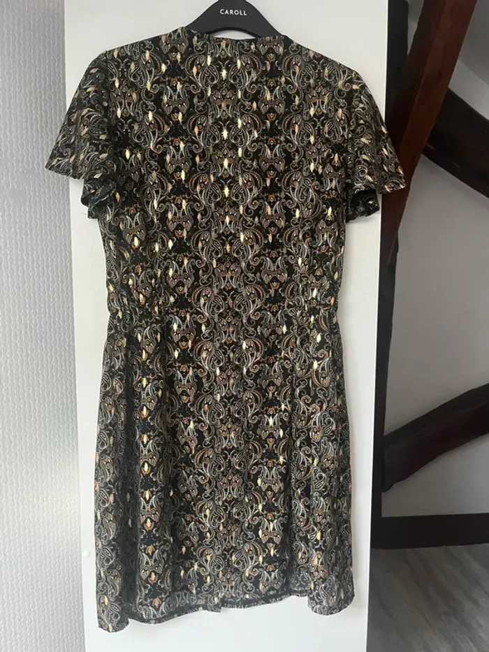 Robe décolleté V - photo numéro 6
