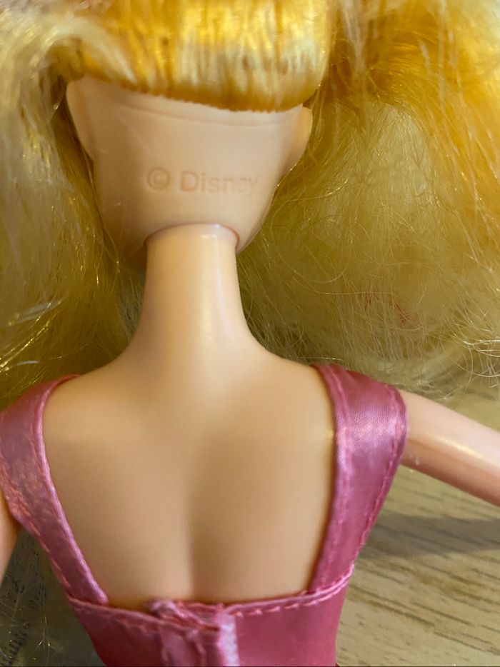 Poupée Disney Gisele enchanted il était une fois princesse 2007 Simba toys - photo numéro 8