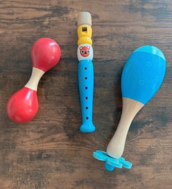 Lot d’instruments de musique en bois