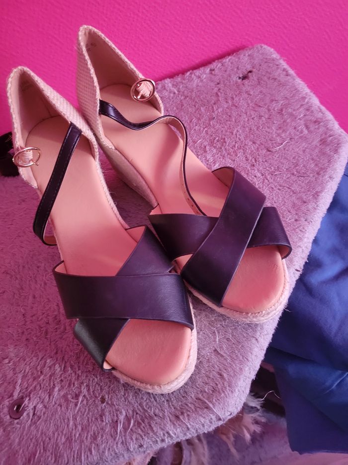 Chaussure - photo numéro 3