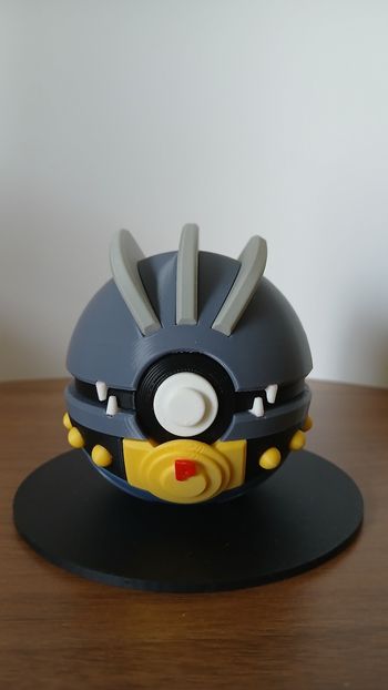Pokeball Machopeur