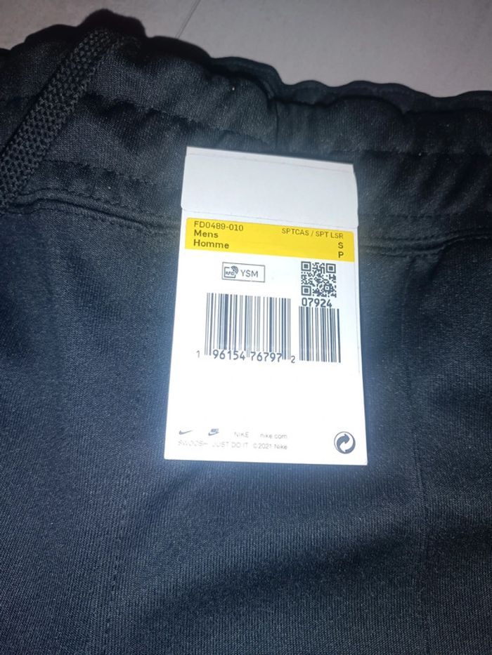 Bas de survêtement Nike taille S - photo numéro 3