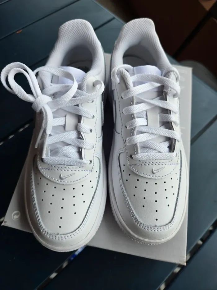 Nike force 1 blanche taille 31 neuves - photo numéro 4