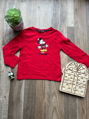 - Haut ML Disney  - 4 ans  - Très bon état