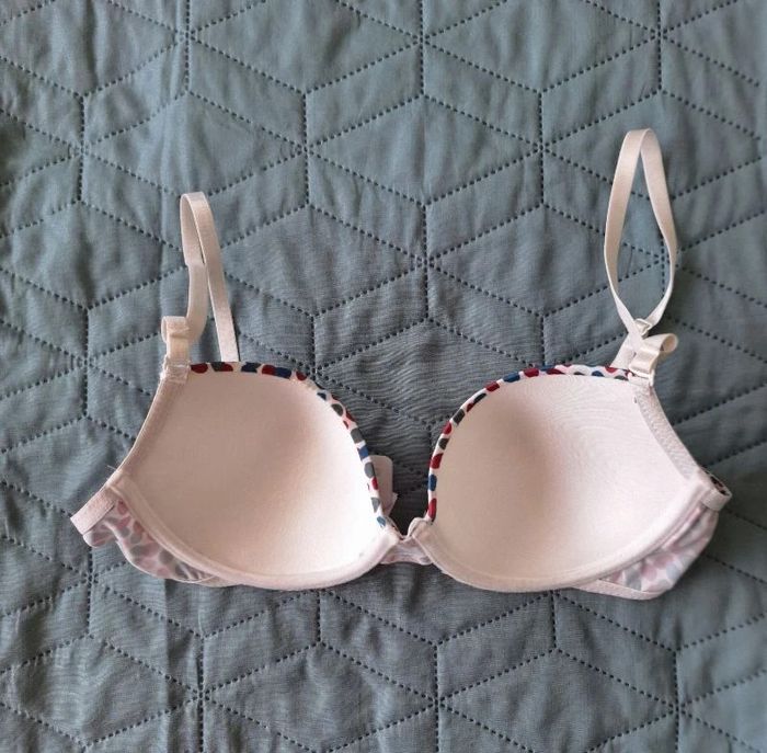 soutien-gorge taille 95 C - photo numéro 9