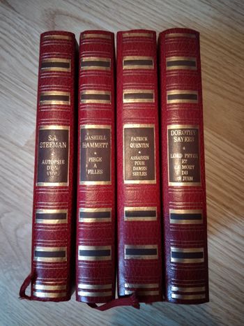 Lot 4 livres les grands maîtres du roman policier