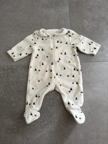 Pyjama ourson 1 mois ouverture avant