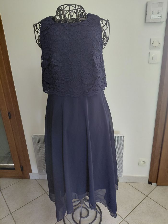 Robe de cérémonie avec haut dentelle