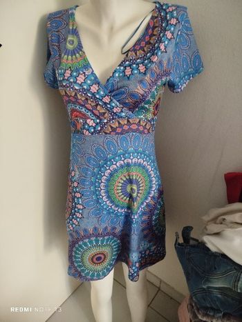 #kytieMfemme. Robe manches courtes taille M