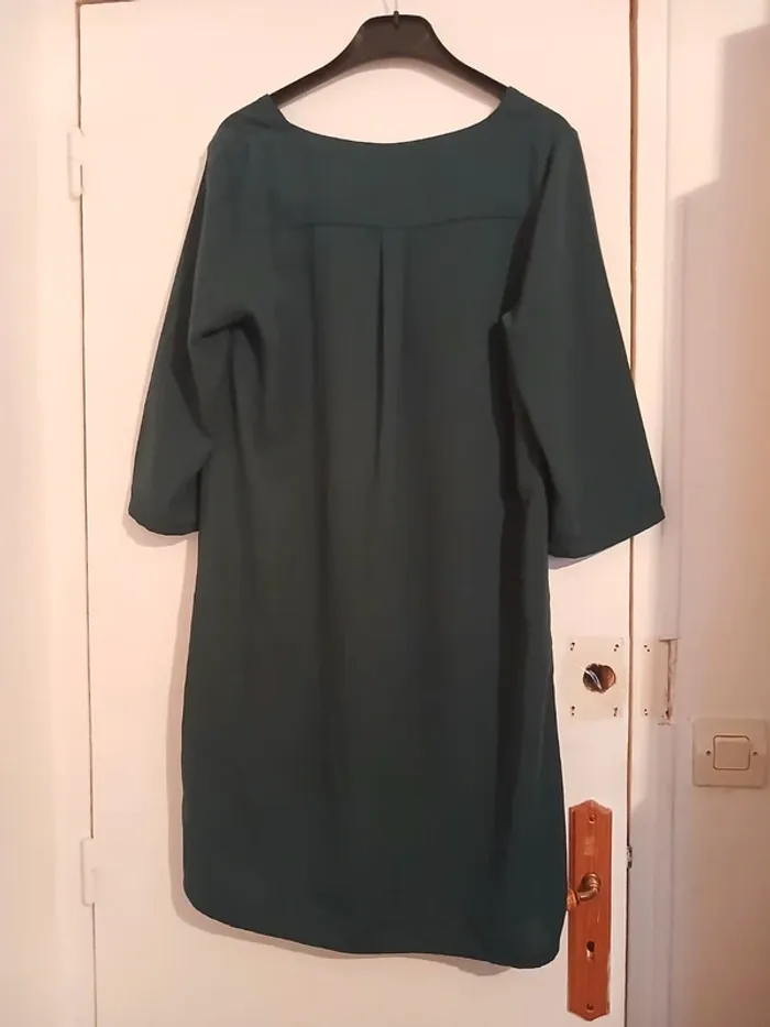Robe verte - photo numéro 3