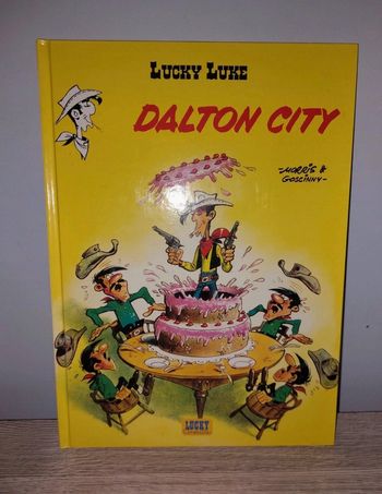 Bande dessinée Lucky luke dalton city