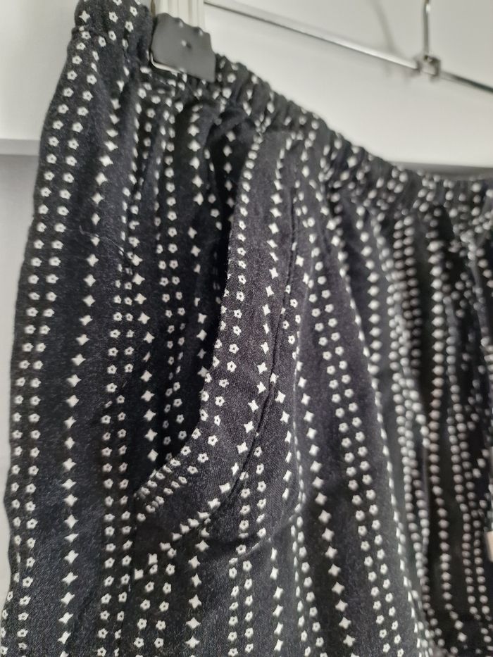 Short fluide H&M 36 - photo numéro 2