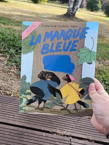 Livre la marque bleue