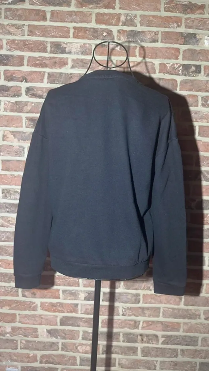 Sweat Stranger Things noir et rpuge Taille S / 36 - photo numéro 7