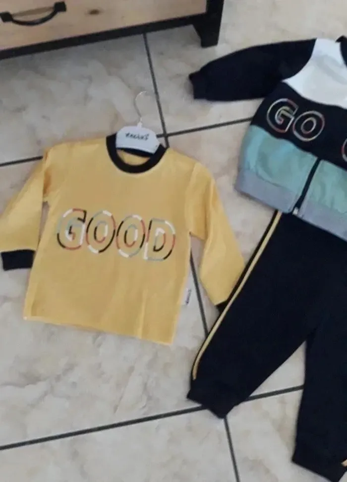 Ensemble survêtement 3 pièces tout neuf Necix's - photo numéro 2