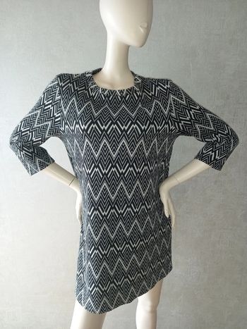 robe noire et blanche zara taille 40